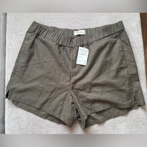 Madewell Foliage Green Elastic Waist Shorts Pull On Casual NWT Size L
